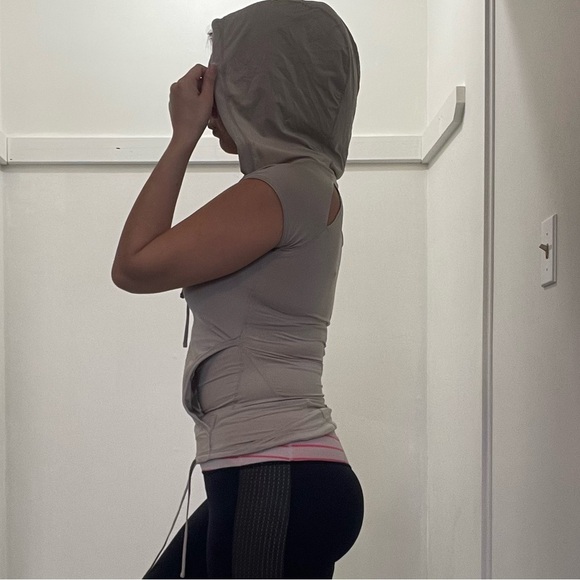 🔥 Adidas by Stella McCartney Athletic Hoodie – Women’s Size Small 🔥 - Picture 2 of 12